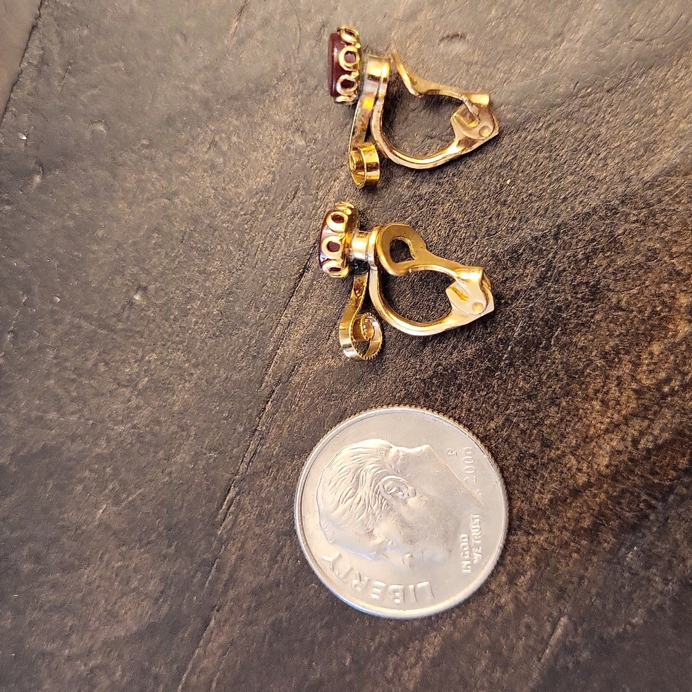 Vintage 14k Gold Filled, Cabochon Stone Clip On Earrings - Picture 6 of 9